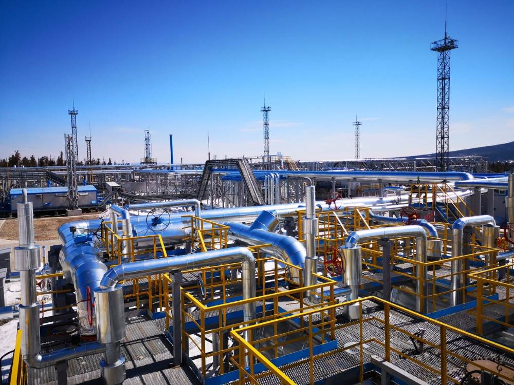 Газпром начал поставки газа в Азербайджан по новому договору