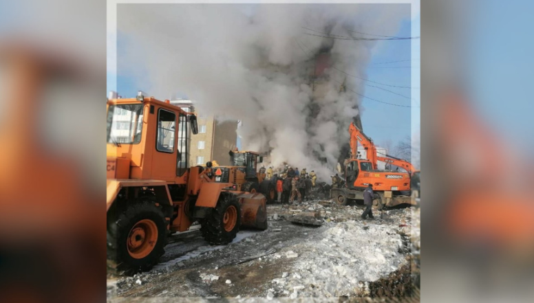 Причиной смертоносного взрыва в пятиэтажке на Сахалине мог стать 20-литровый газовый баллон