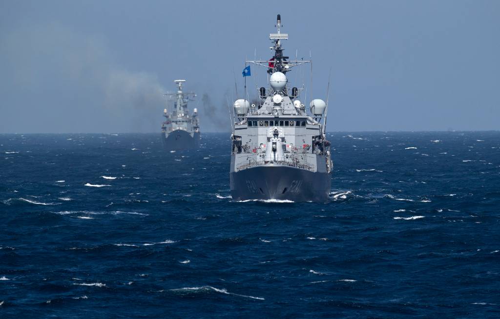 НАТО заявило о небезопасном облёте своих кораблей на Балтике российскими истребителями