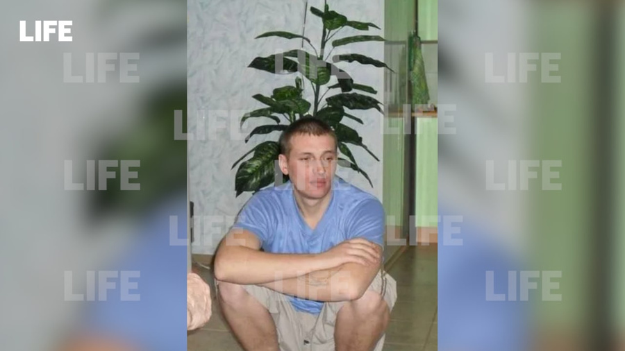 <p>Убивший работницу школы № 43 житель Рыбинска Владимир. Обложка © LIFE</p>