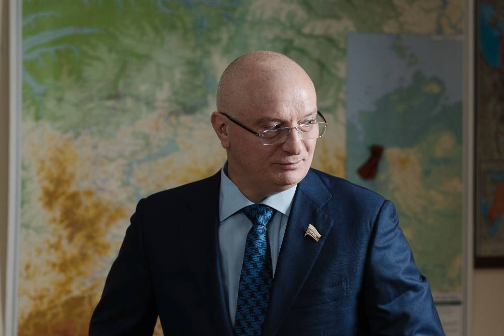 Клишас поспорил с Медведевым о возвращении смертной казни в России