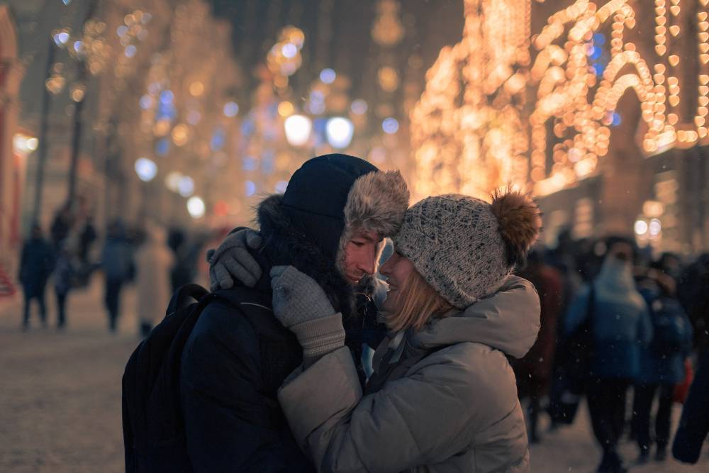 10 ошибок, которые мешают целоваться хорошо - Лайфхакер