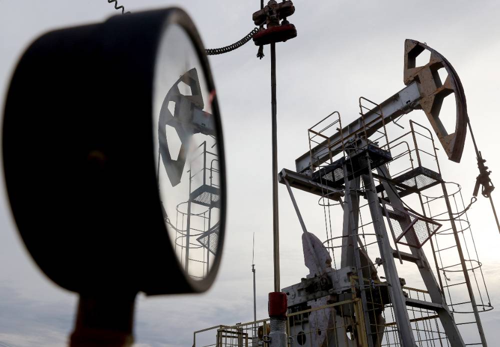 Новак: РФ не собирается поставлять нефть в государства, которые поддержат ценовой потолок