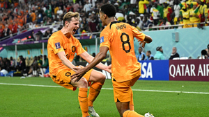 Сборная Нидерландов обыграла Сенегал в матче ЧМ-2022, забив два гола