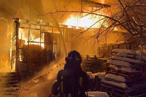 Пожар на цветочном складе в Москве мог начаться из-за нарушений при сварочных работах
