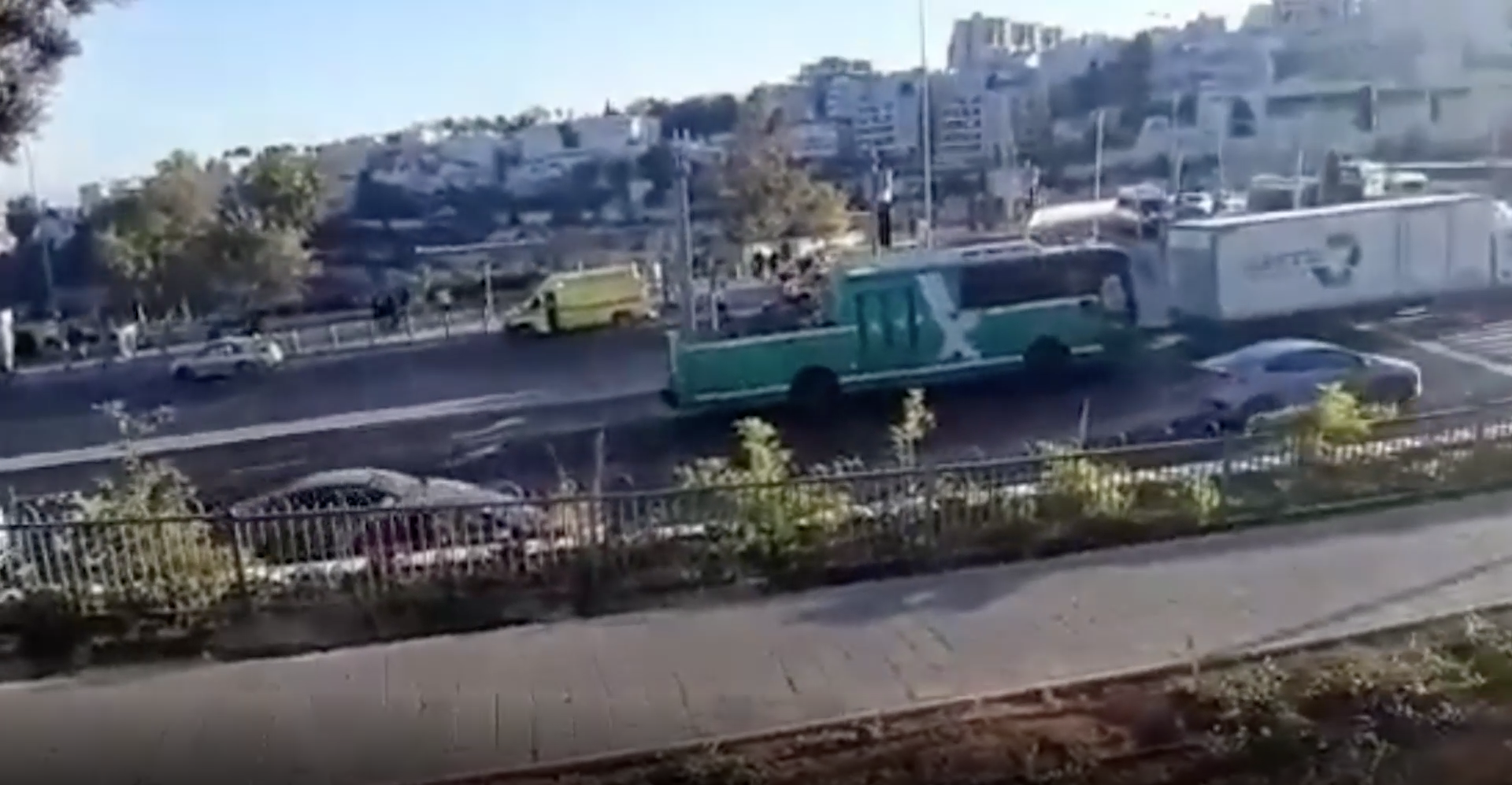 Взрыв произошёл на автобусной станции в Иерусалиме, ранено семь человек