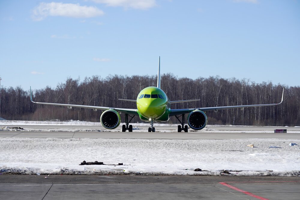 Рейс из Владивостока в Новосибирск решили экстренно сажать в другом месте