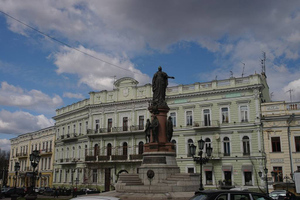 Одесский горсовет со второй попытки согласовал демонтаж памятника Екатерине II