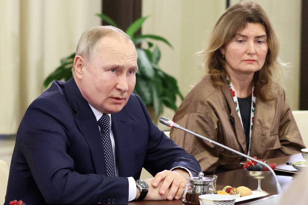 Путин на встрече с матерями военных посетовал на обилие фейков в Интернете