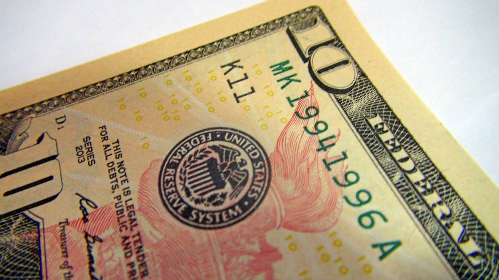Доллар на паузе: Аналитик рассказал, кому и зачем это стало нужно