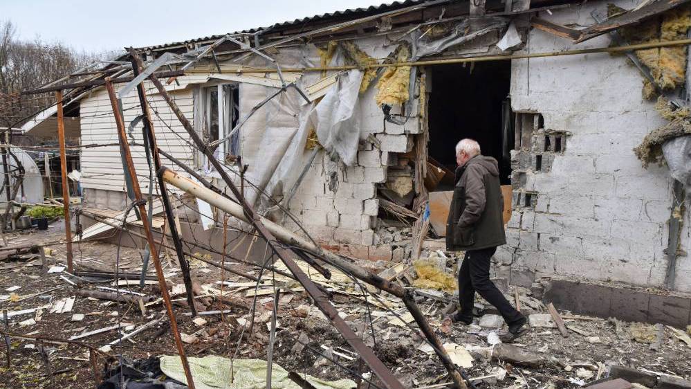 В результате обстрела Кировского района Донецка ранено четыре человека