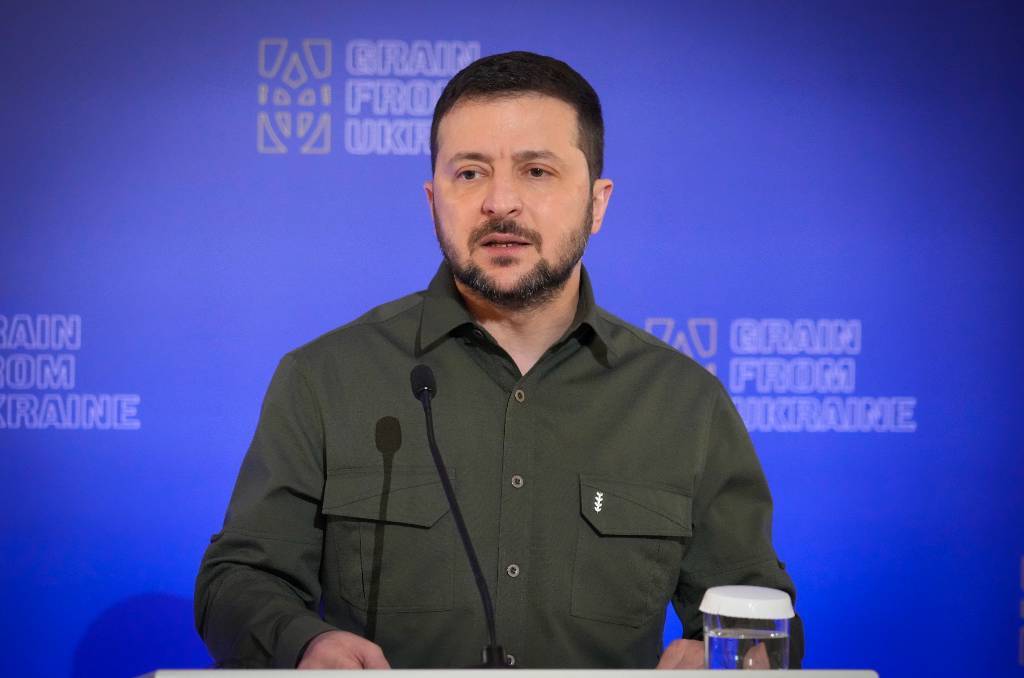 Хватает же наглости: Американский ведущий обвинил Зеленского в попрошайничестве