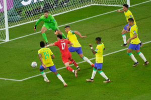 Бразилия вышла в плей-офф ЧМ-2022 в Катаре после победы над Швейцарией