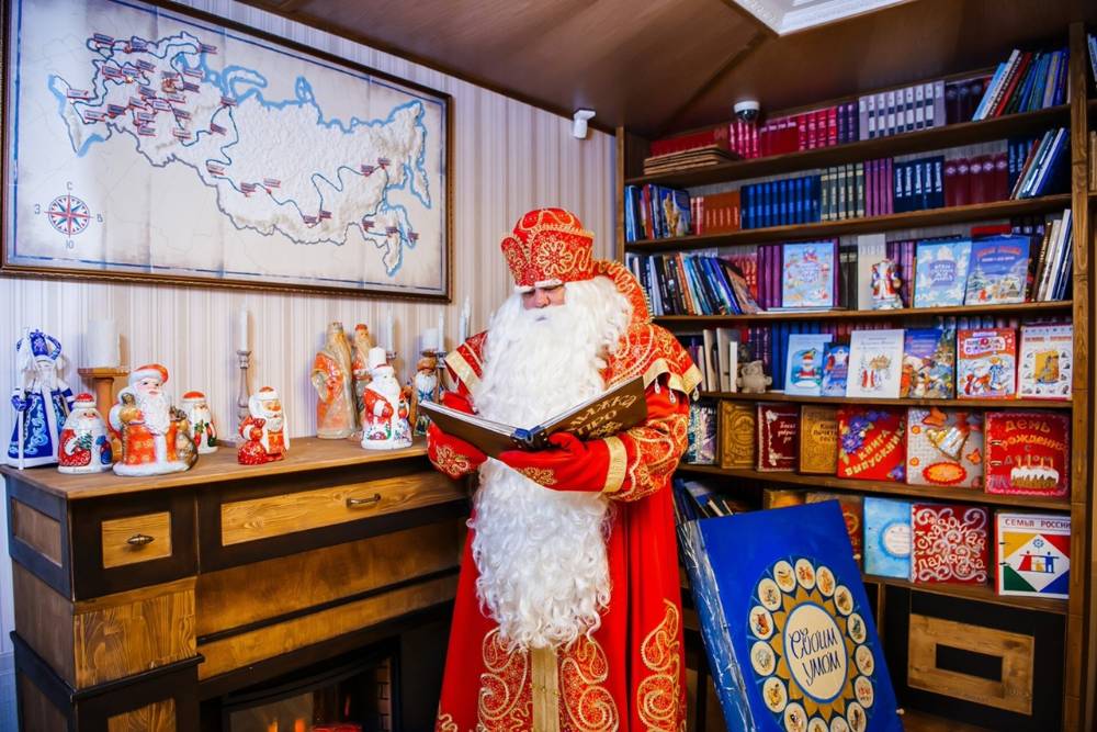 Дед Мороз из Великого Устюга подпал под западные санкции
