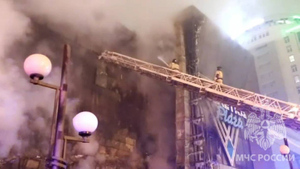 МЧС показало видео тушения пожара в красноярском ТЦ "Взлётка плаза"