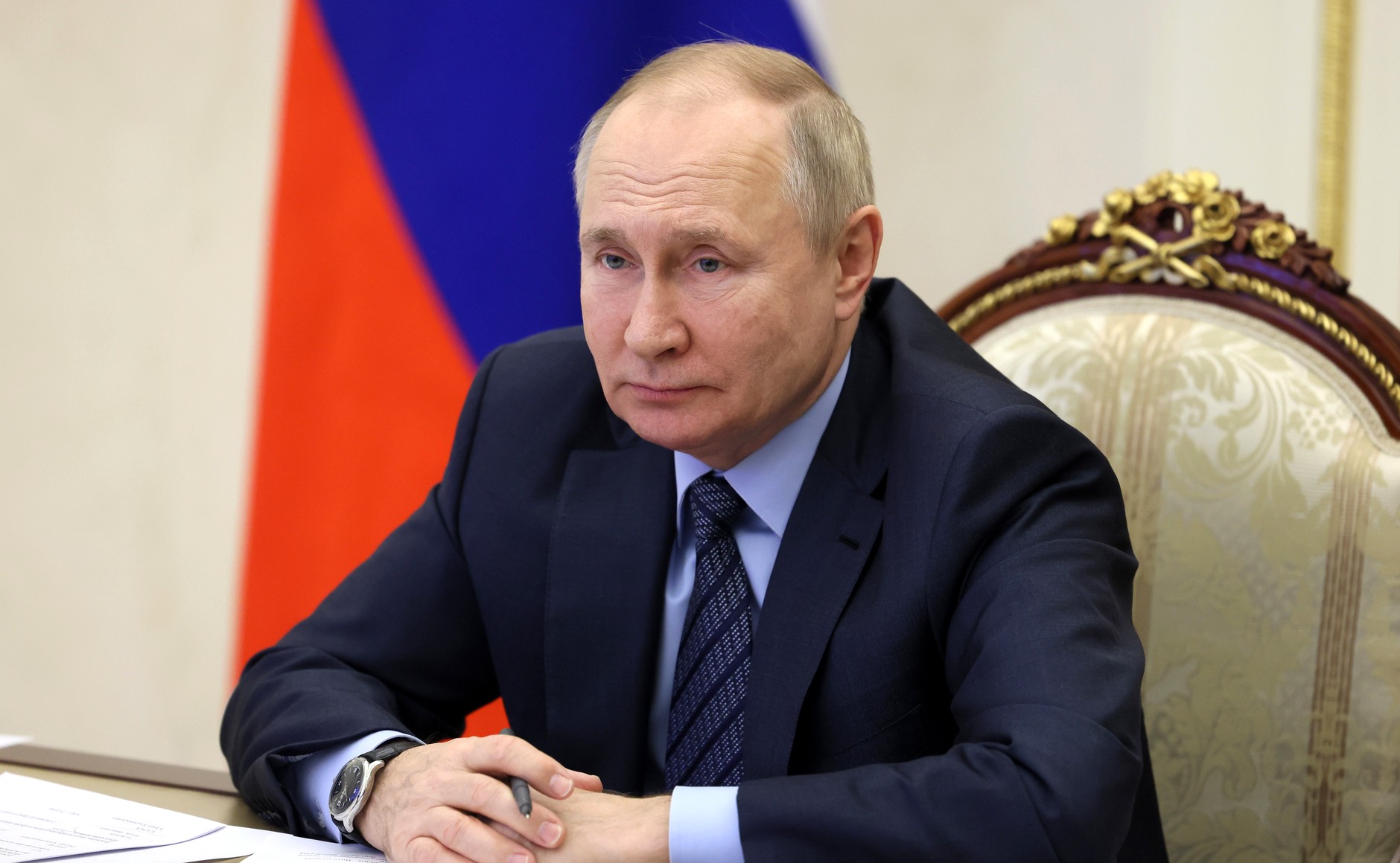 Путин указал на различие пенсионной реформы в РФ и во Франции
