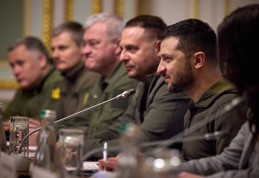 Триггер главкома: Почему Зеленского готовятся заменить Залужным