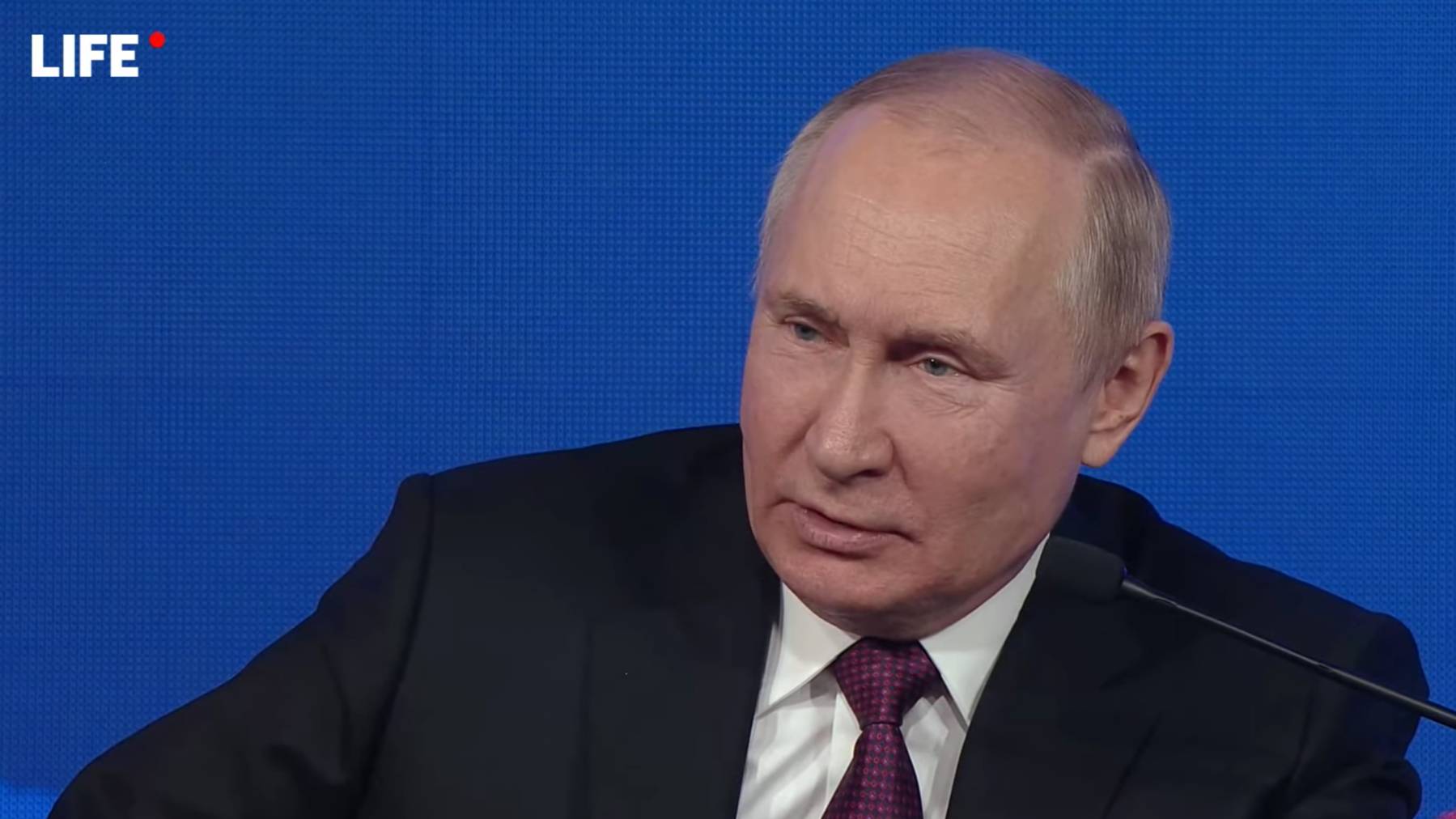 Путин заявил об искажении истории в угоду западной либеральной конъюнктуре