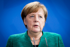 Правительство ФРГ пожурило Меркель за расточительство