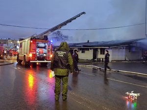 Пиротехника привела к масштабному пожару в кафе Костромы