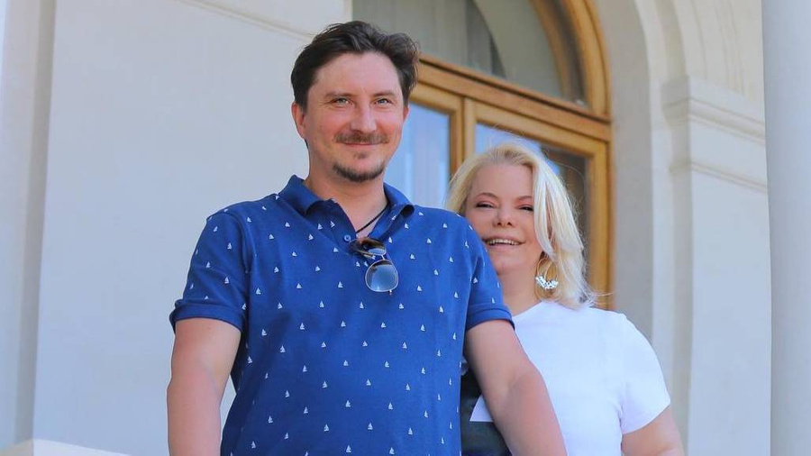 Яна Поплавская с мужем. Фото © Telegram / Яна Поплавская