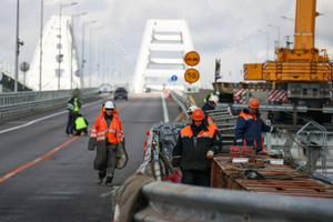 На Крымском мосту 8 ноября приостановят движение автомобилей