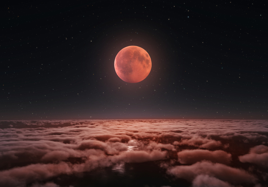 Как действовать и чего не делать в день полного затмения Луны 8 ноября 2022-го — в материале Лайф.ру. Обложка © Shutterstock