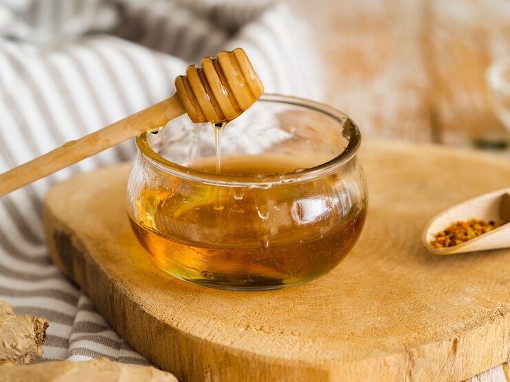 Особое вещество в мёде оказывает положительное влияние на выработку тестостерона. Фото © Freepik
