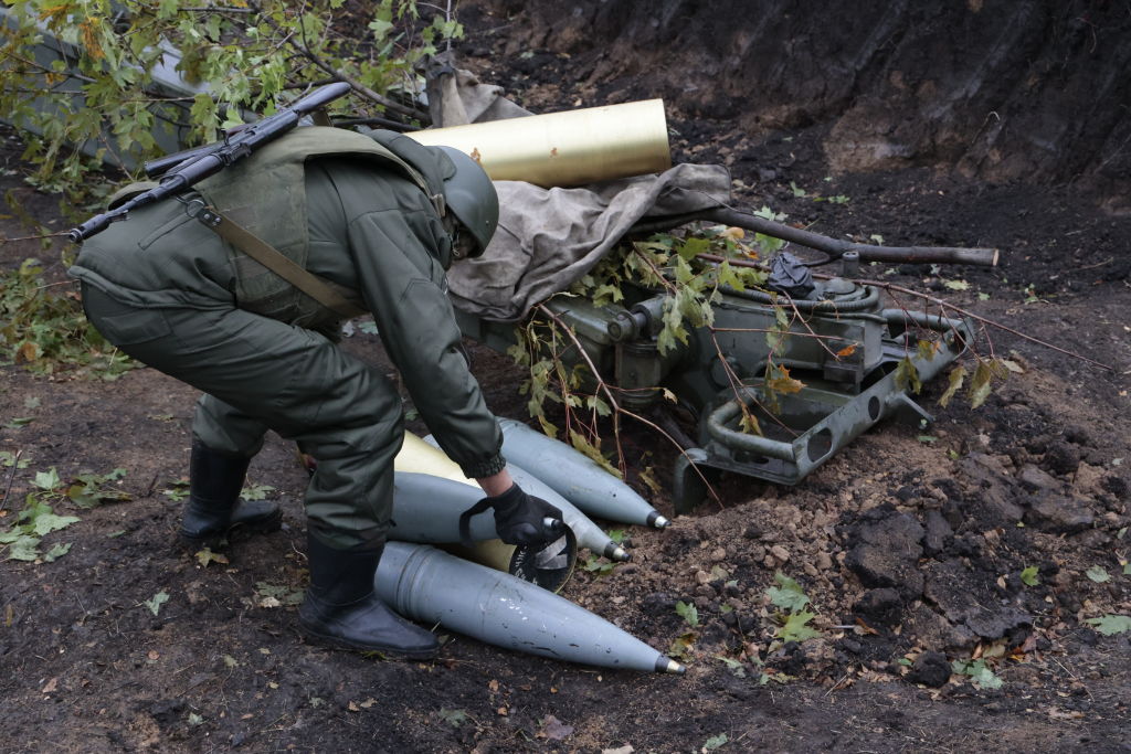 ВСУ пытались сбросить с дрона самодельную бомбу на подстанцию РЭС в Курской области