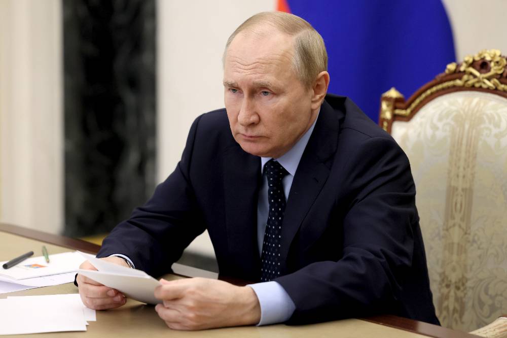 Путин поручил запустить единое пособие для нуждающихся семей с 2023 года