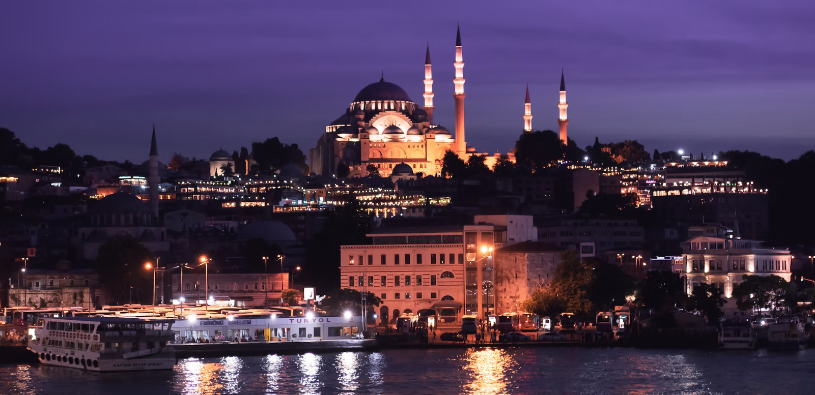 Названа стоимость отдыха в Турции на новогодних каникулах для семьи с ребёнком