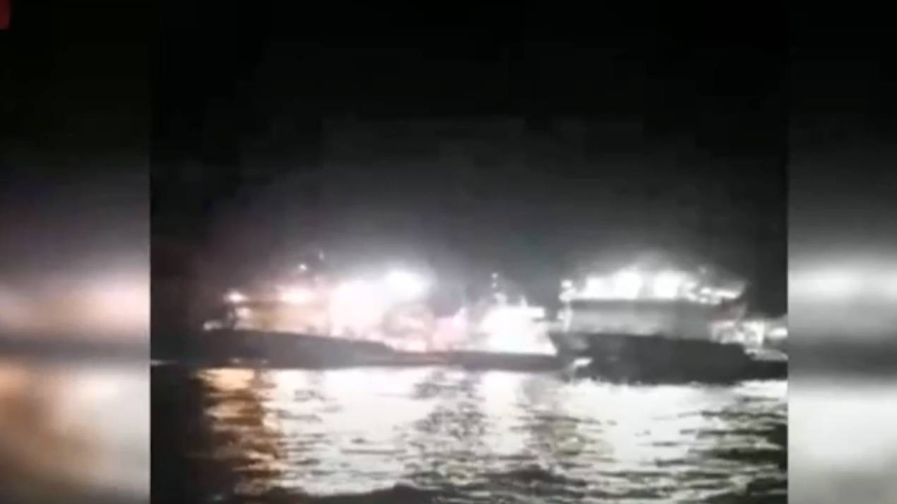 Катер с рыбаками подорвался на украинской мине в Чёрном море