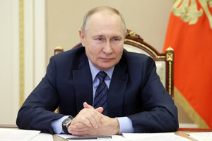 Путин рассказал об опасности нефтедолларов