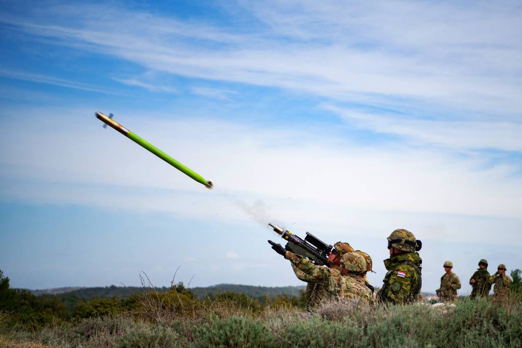 США продадут Финляндии ракеты для поражения самолётов и беспилотников