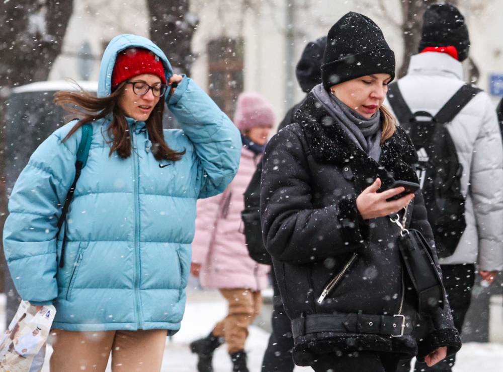 В Москве городские службы перевели в режим повышенной готовности из-за снегопада