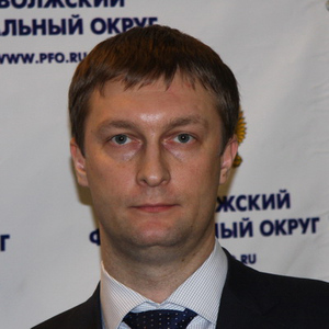 В планах — внедрение цифровых расчётов во всех городах присутствия "ЮТэйр". Такой способ заправки серьёзно упрощает взаимодействие авиакомпании и топливо-заправочного комплекса. Мы оптимизировали рабочее время экипажей, отказались от дополнительных бумажных носителей и сократили время расчётов с поставщиком топлива, что в конечном итоге снижает наши операционные расходы