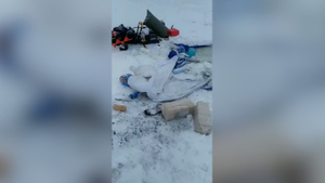 Пьяный водитель раздавил палатку с рыбаками на озере в Новосибирской области
