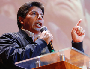 Арестованный экс-президент Перу Педро Кастильо отказался слагать полномочия