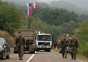 Опубликовано видео переброски сербской военной техники к границе с Косовом