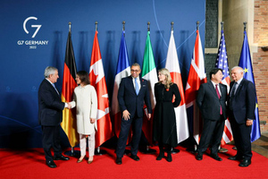 Для чего лидеры G7 угрожают Путину трибуналом