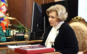 Попова одобрила имбирь, лимон и чеснок как средства для профилактики ОРЗ