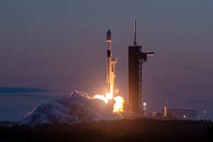 SpaceX запустила ракету с видавшей виды ступенью