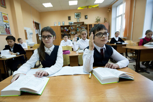 Глава Минпросвещения Кравцов заявил, что санкции Запада не влияют на образование в РФ