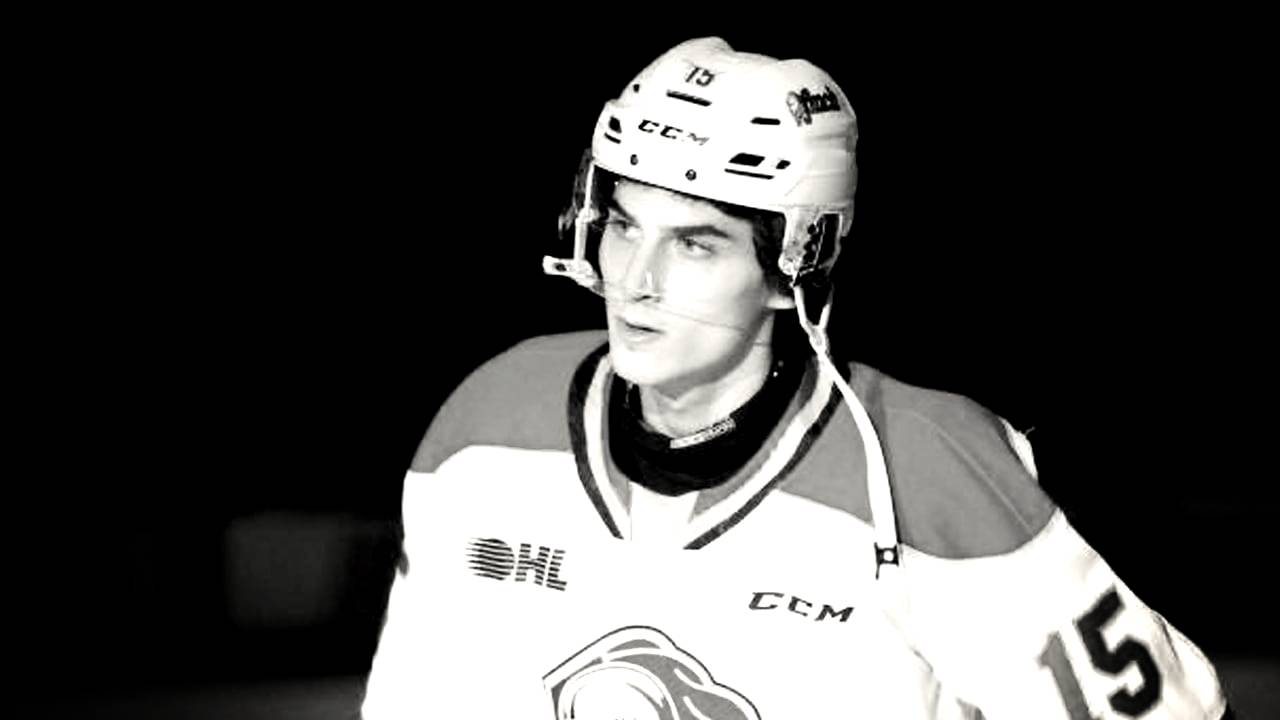 Названа причина гибели 18-летнего российского хоккеиста в Канаде