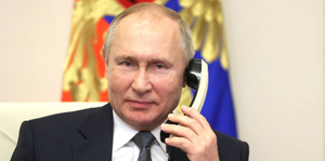 Путин по телефону поздравил президента Аргентины с победой сборной на ЧМ-2022