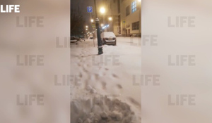 Москву и область вновь накрыл сильнейший снегопад