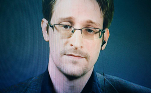 Белый дом промолчал на вопрос о вручении российского паспорта Сноудену