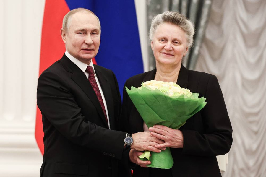 Владимир Путин и Татьяна Салтыкова. Фото © ТАСС / Валерий Шарифулин
