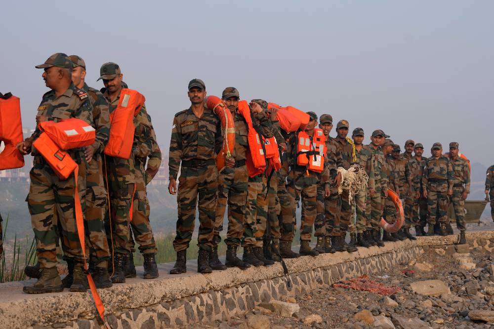 Индия перекинула рекордное число военных к границе с Китаем