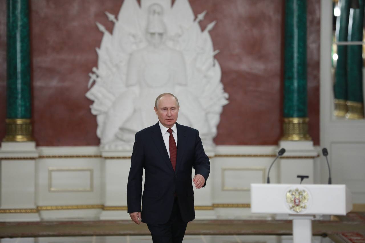 Путин: Россия прошла этот год достаточно уверенно